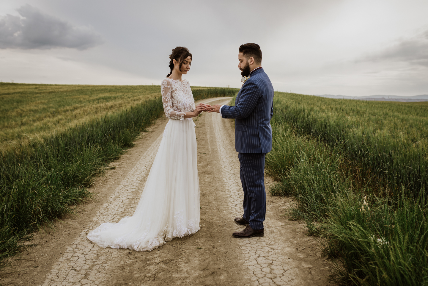 Intimate Elopement in Tuscany Siena Crete Senesi Marco Vegni Photographer