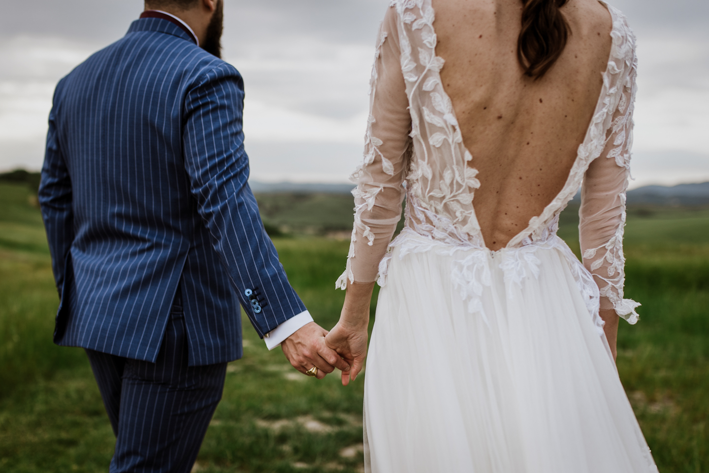 Intimate Elopement in Tuscany Siena Crete Senesi Marco Vegni Photographer