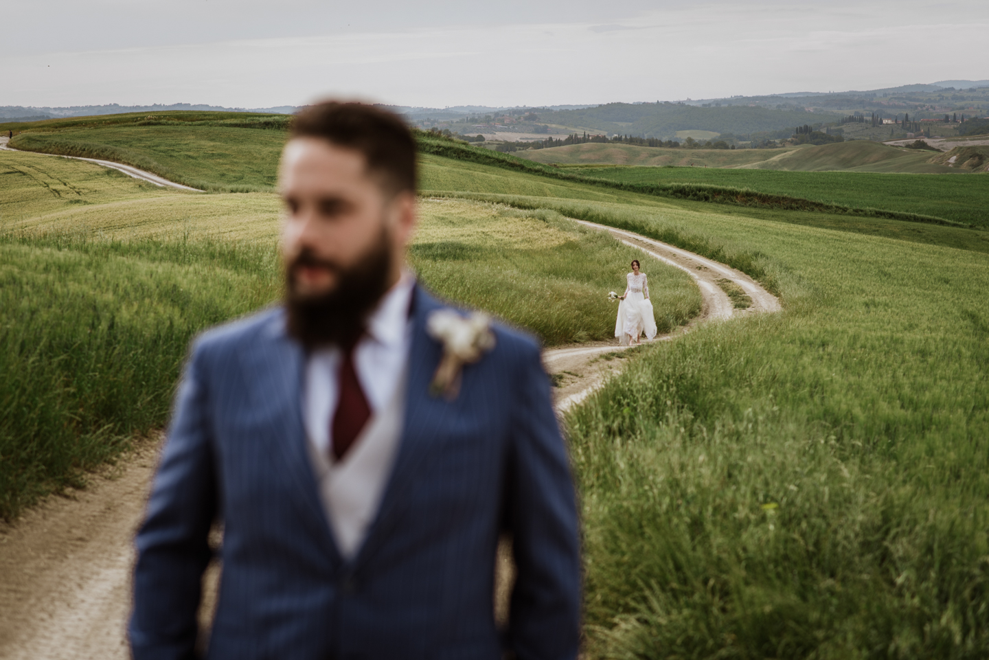 Intimate Elopement in Tuscany Siena Crete Senesi Marco Vegni Photographer
